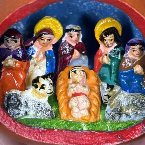 Christmas Ornament Carved Gourd Nativity Folk Art 2.5” Manger Scene Christian - Picture 6 of 9